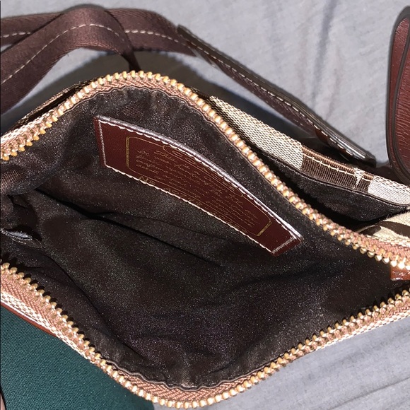 Coach Bag - Picture 3 of 4